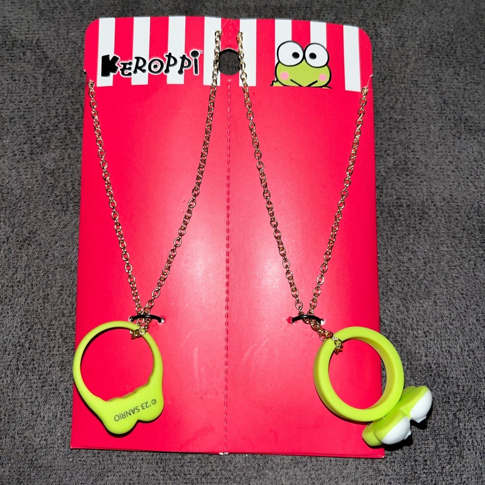 🆕 Sanrio Keroppi Figural Mushroom & Strawberry Charm Necklace Best Friend